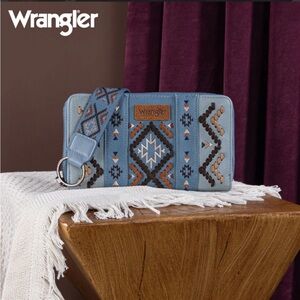 Wrangler Aztec Embroidered Wallet-Wristlet 🌸Spring Sale